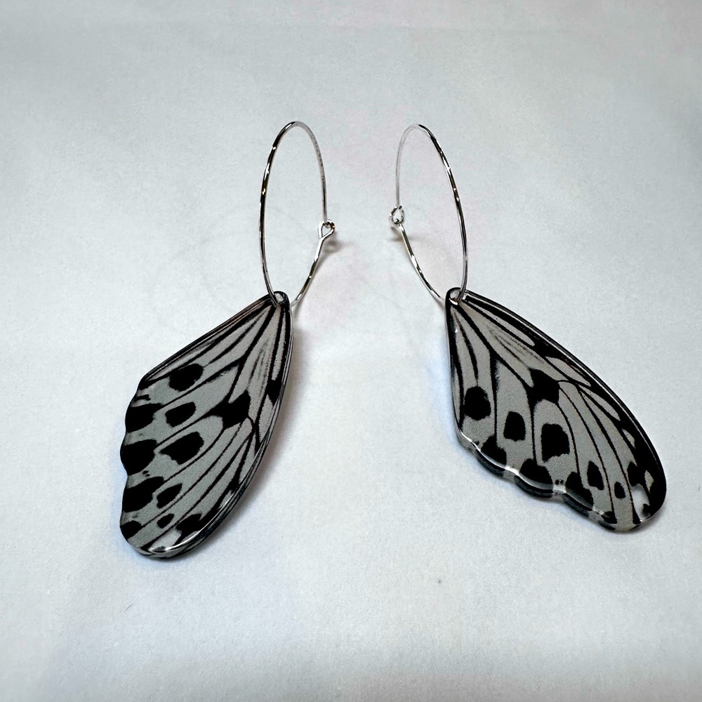 Silver Butterfly Earrings 🦋 NEW!